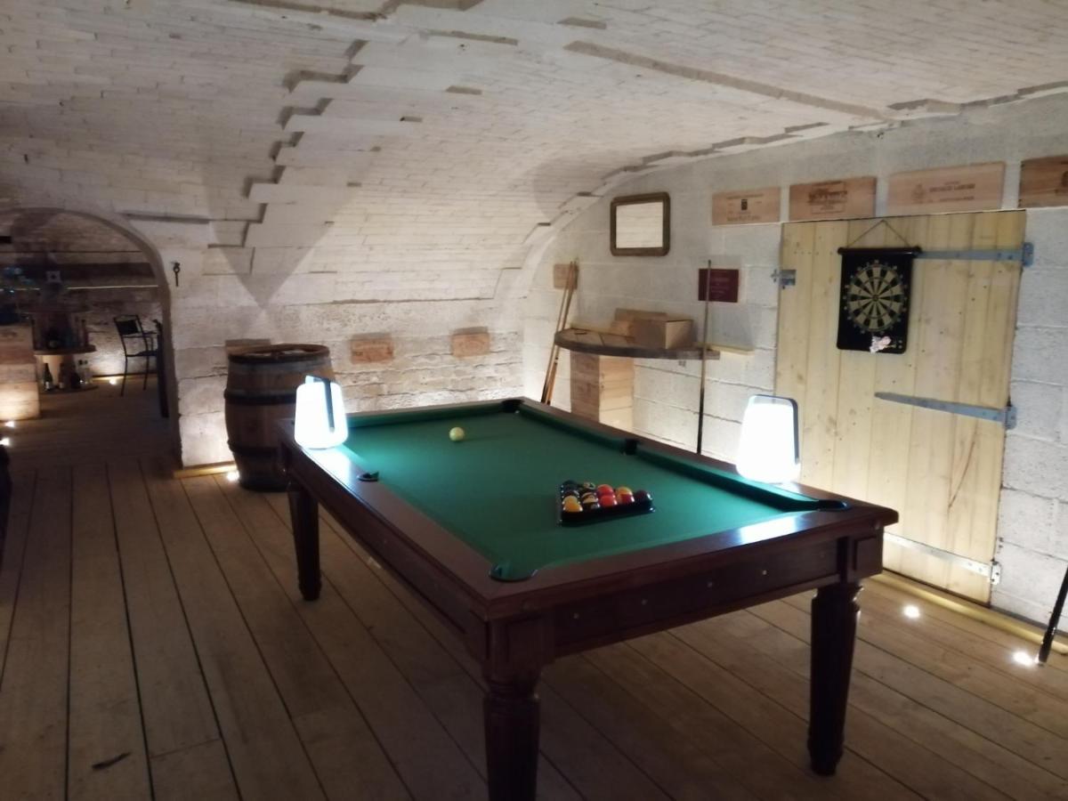 Bed & Breakfast Chateau Les Cedres Bretteville-l'Orgueilleuse Exteriör bild