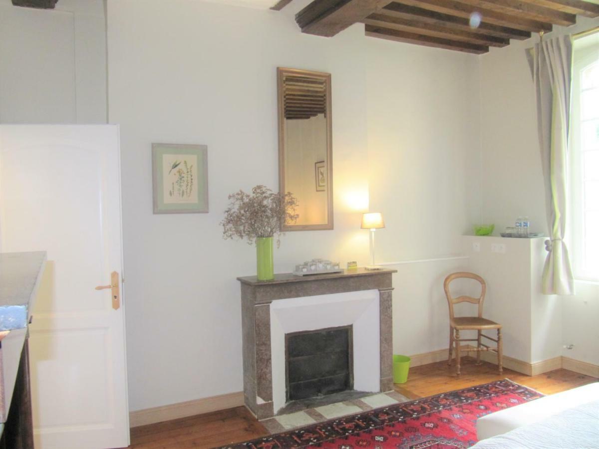 Bed & Breakfast Chateau Les Cedres Bretteville-l'Orgueilleuse Exteriör bild