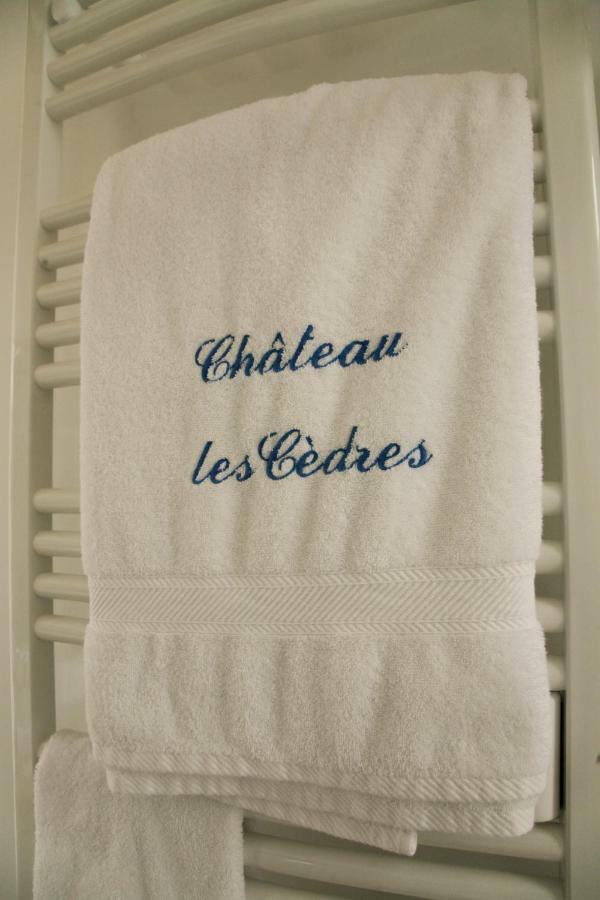 Bed & Breakfast Chateau Les Cedres Bretteville-l'Orgueilleuse Exteriör bild