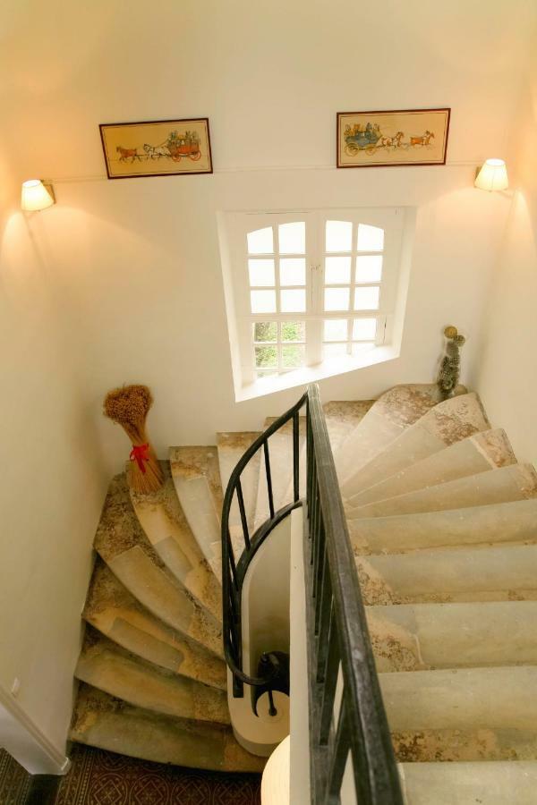 Bed & Breakfast Chateau Les Cedres Bretteville-l'Orgueilleuse Exteriör bild